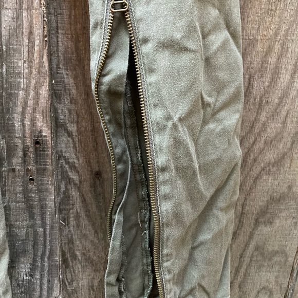 Blank NYC Straight Legged Zippered Leg Pants - Picture 7 of 7